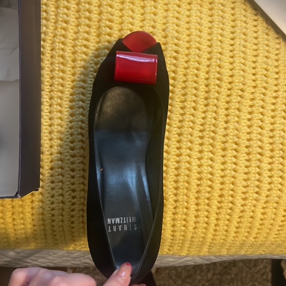 Heels - Picture 3 of 4